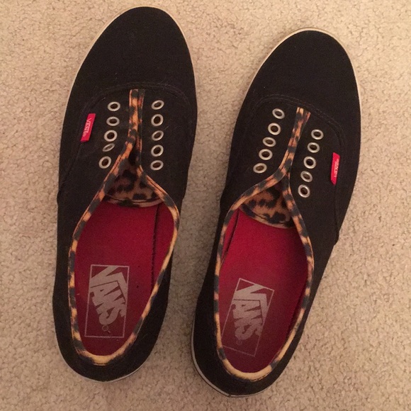 vans authentic lo pro leopard black